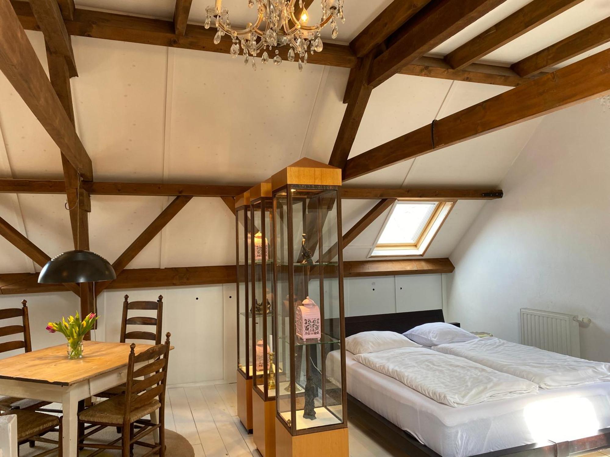 Vakantie Appartement Goedereede Let Op De Badkamer Moet Met Andere Gasten Gedeeld Worden Dış mekan fotoğraf